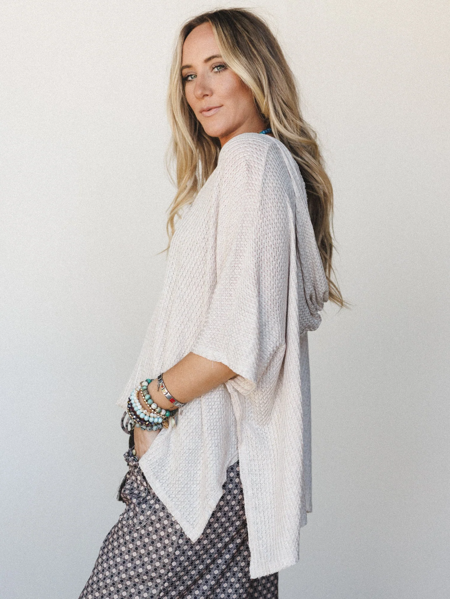 The Nest Raquel Hooded Poncho - Oatmeal - Image 2