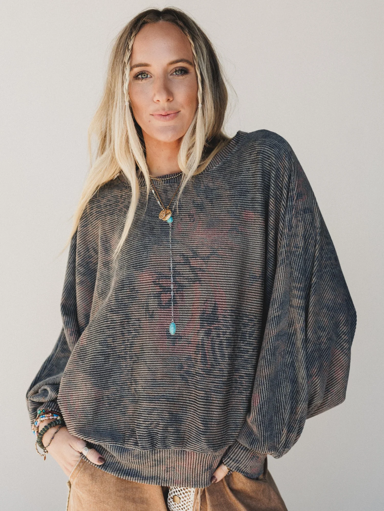 The Nest Savannah Bat Sleeve Top - Charcoal - Image 2