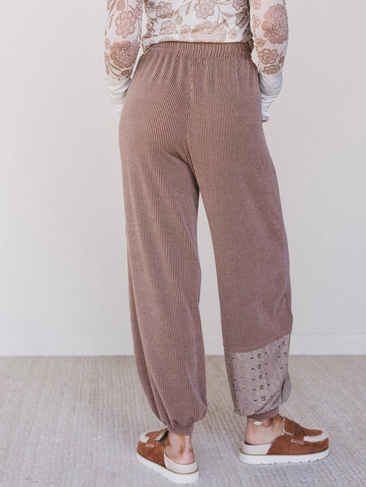 The Nest Weekend Warrior Joggers - Coffee - Image 7