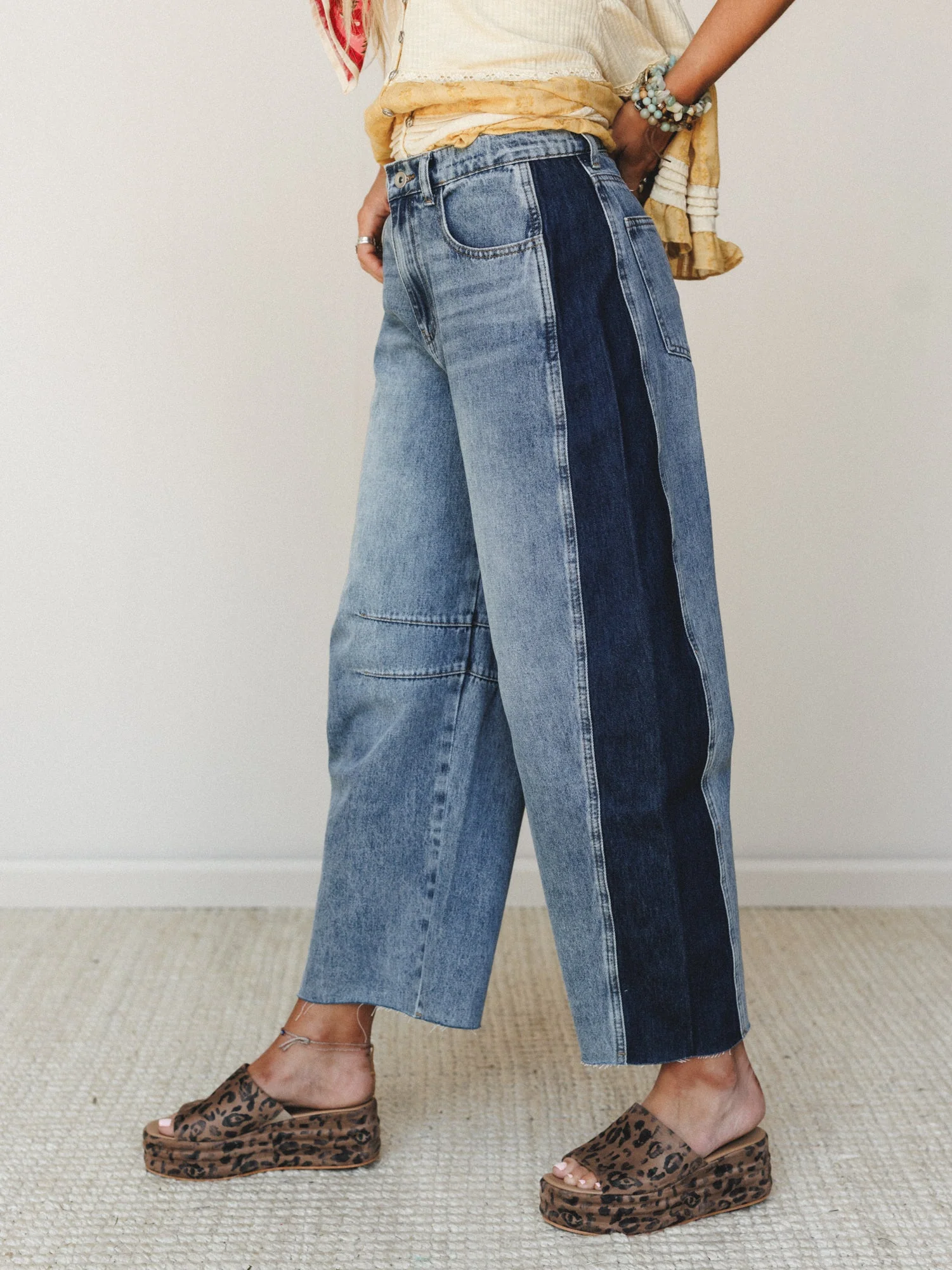 Two Tone Wide Leg Barrel Jeans - Denim - Image 4