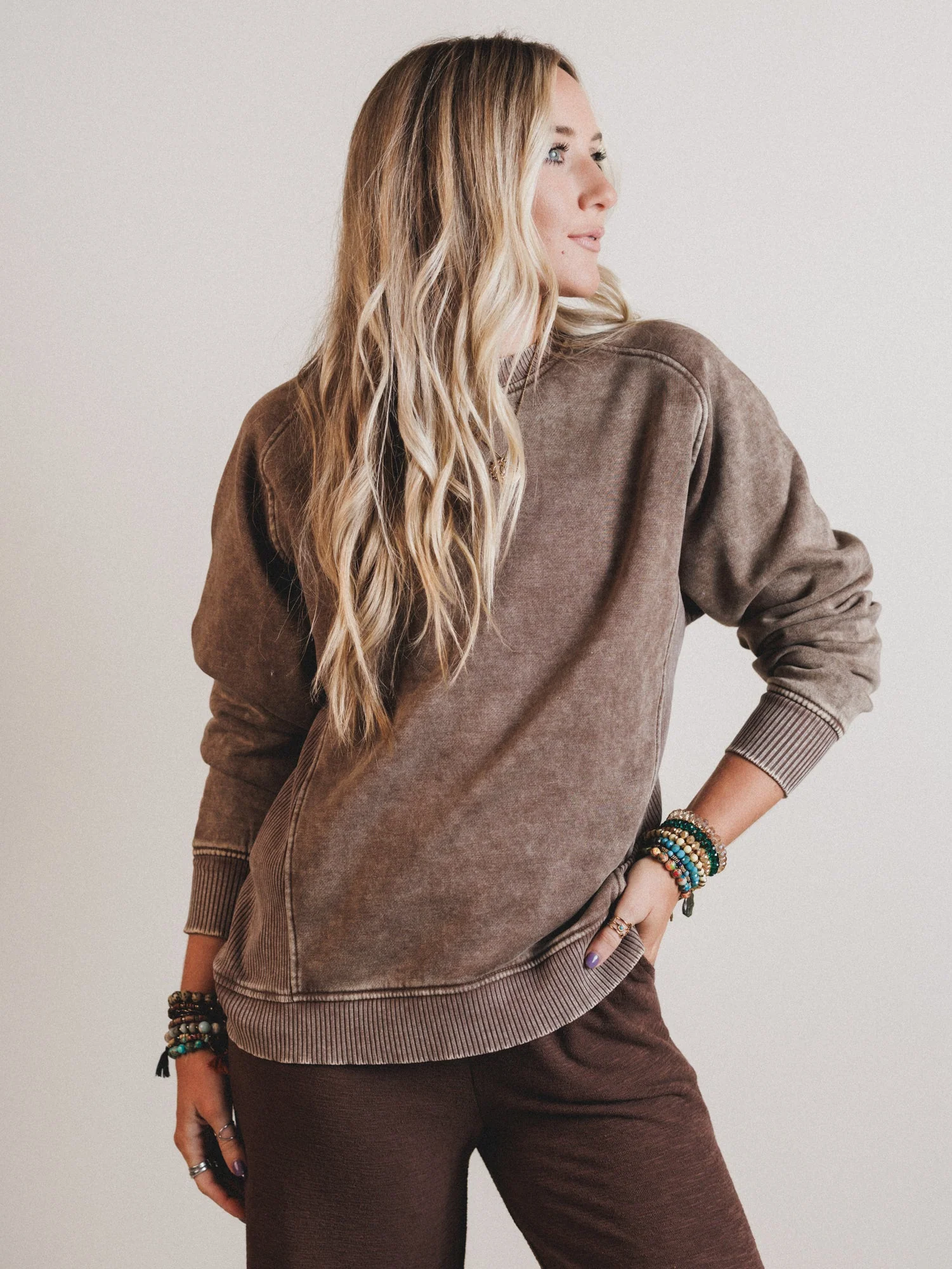 Whispering Pines Sweatshirt - Mocha